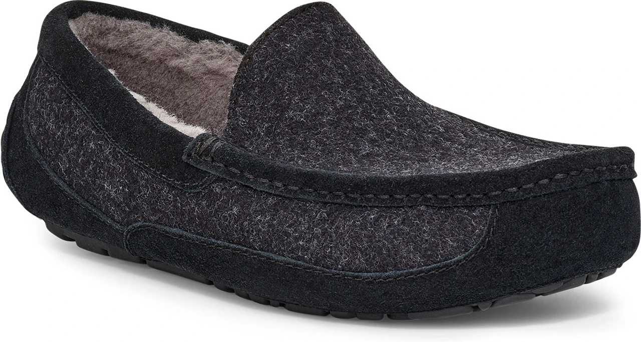 UGG Men's Ascot Wool